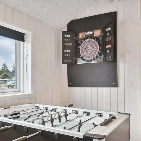 Ferienhaus Holiday Wari - 400m From The Sea By Interhome